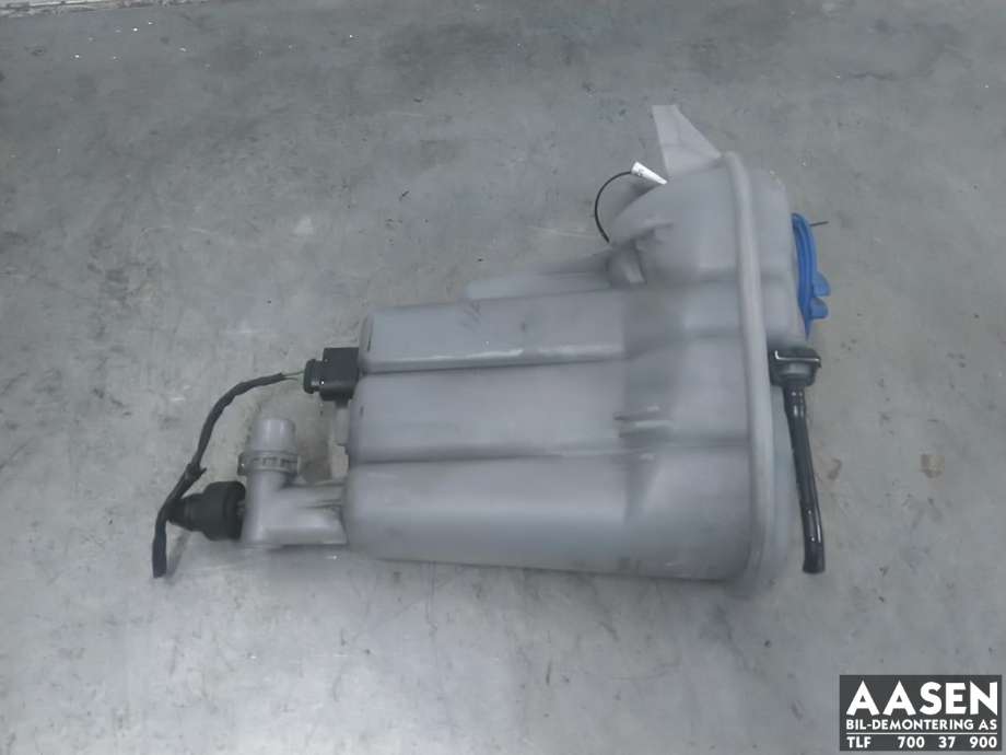 Ekspansjonstank til Audi A4, Allroad 2009-2016 (Type I) (B8) (B8) (8K0 121 403 Q|8K0 121 403 AC|)