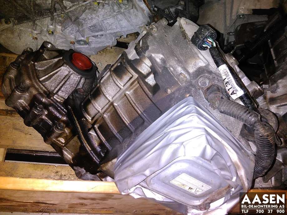 Motor hybrid bakaksel til Mitsubishi Outlander, 2015-->> (Type III, Fase 2) (9411A078)