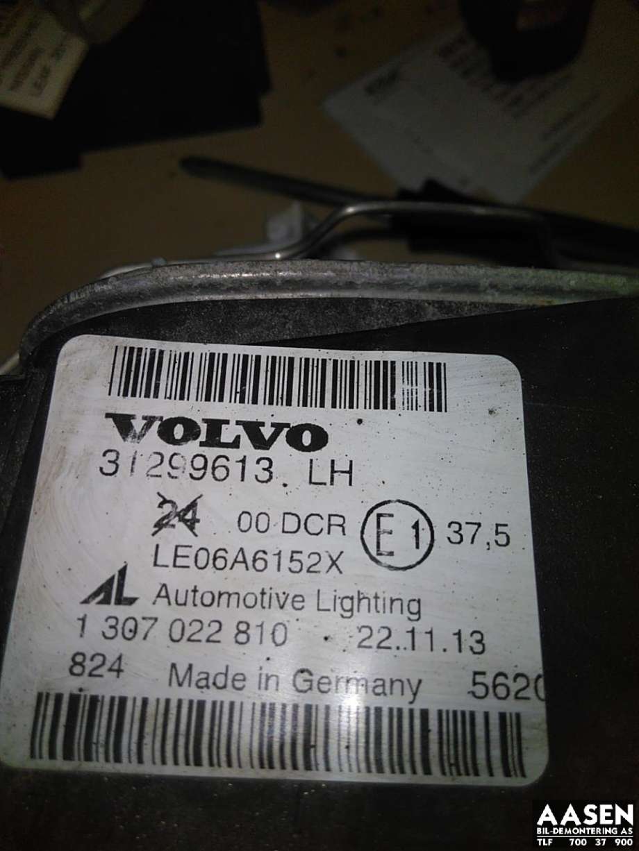 Frontlykt venstre xenon til Volvo V50, 2007-2012 (Fase 2)  (AL|31299613)