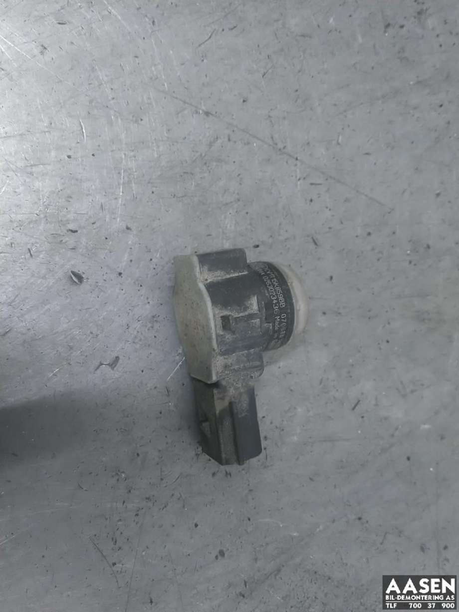 Parkeringssensor bak til Ford Transit Courier, 2014-2018 (Type I, Fase 1)  