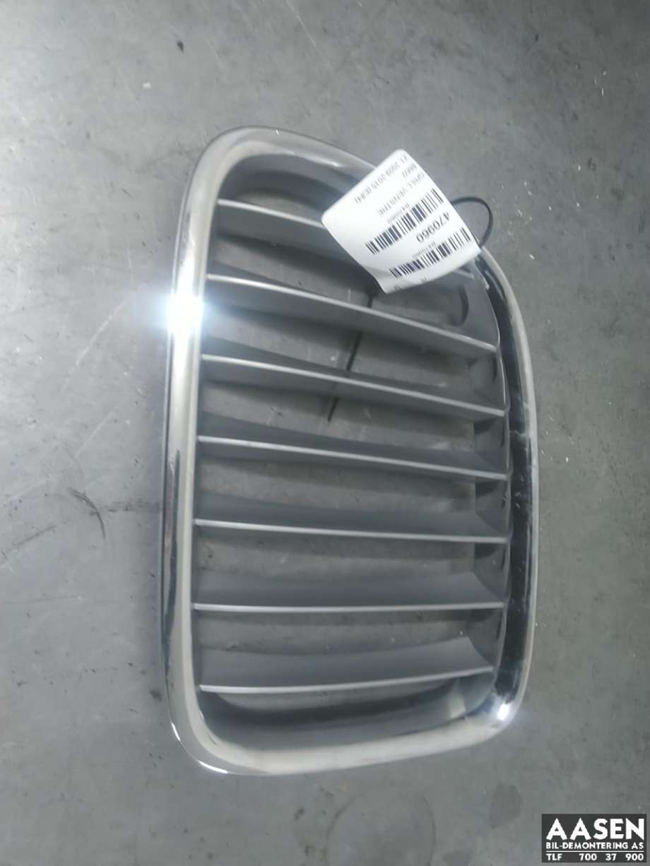 Grill venstre til BMW X1 2009-2015 (E84) (E84) (51 11 2 993 305|)