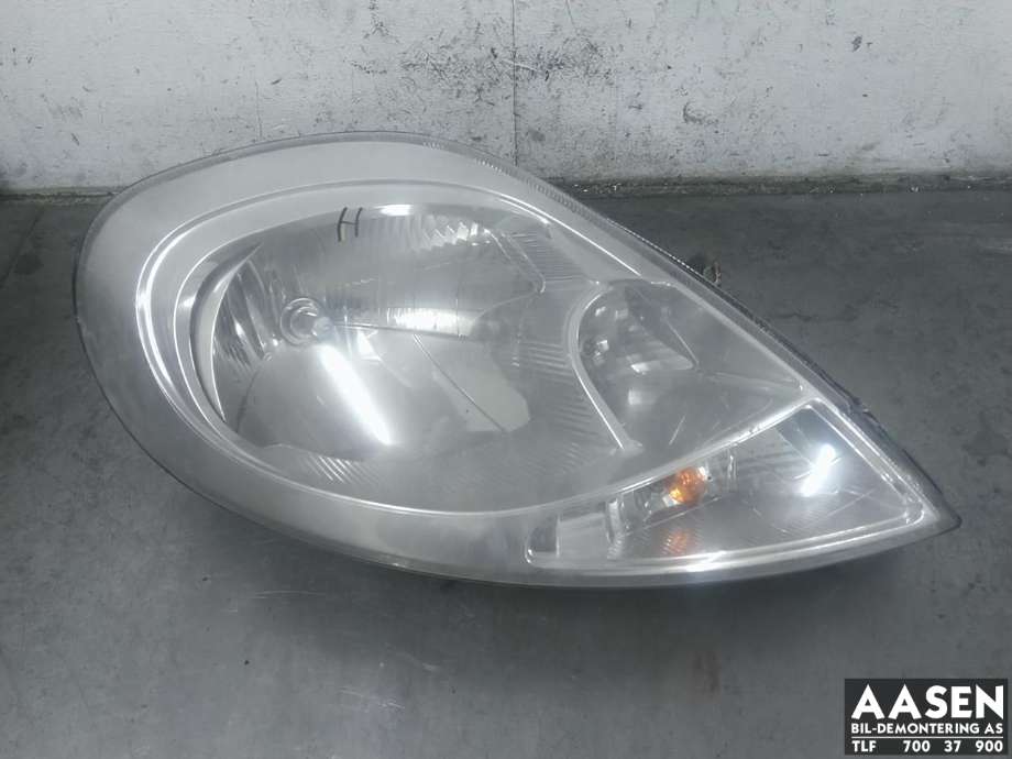 Frontlykt høyre halogen til Opel Vivaro A 2006-2014