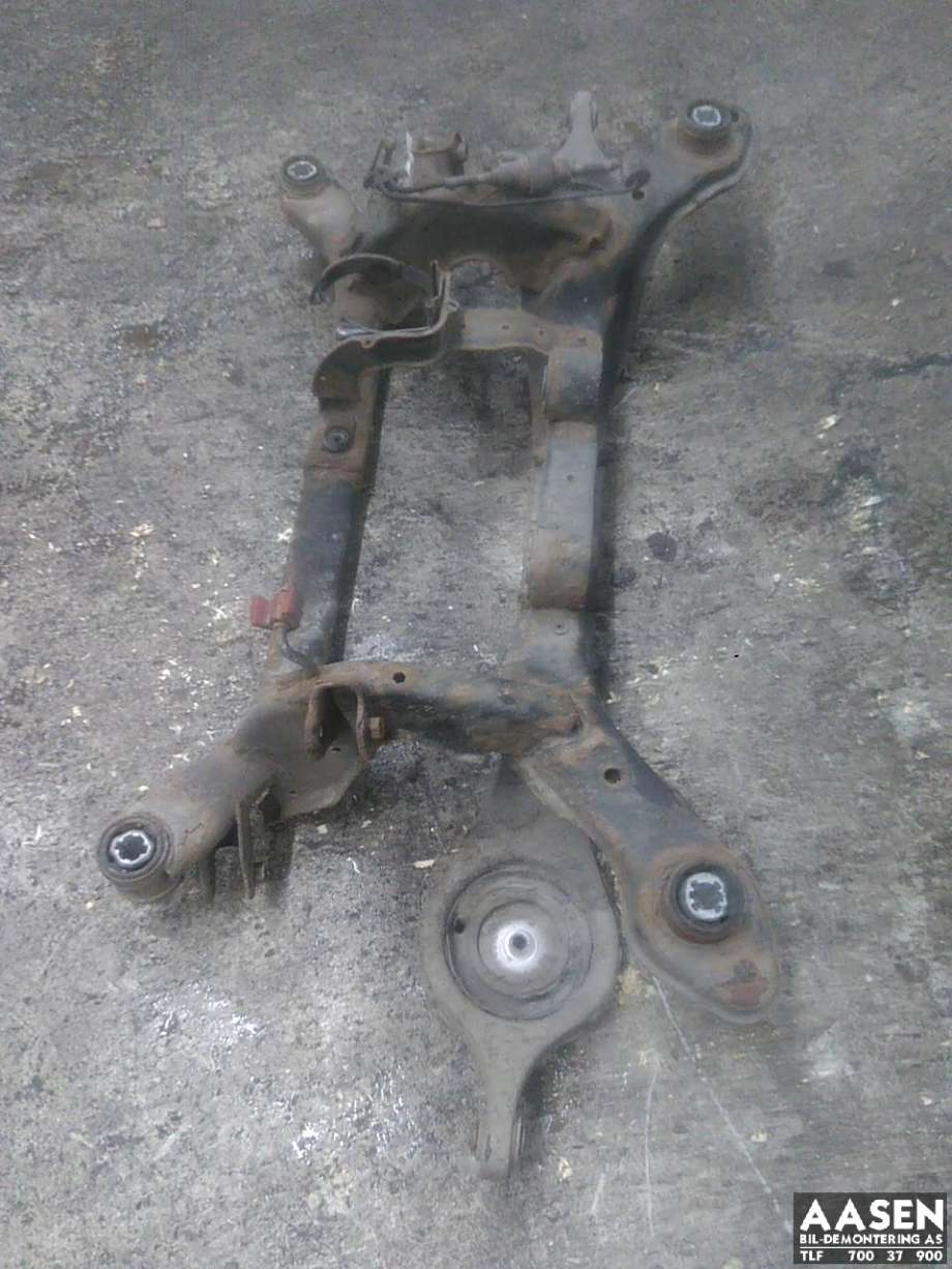 Travers bak til Volvo V70 2007-2013 (Type III, Fase 1) (31360394|)