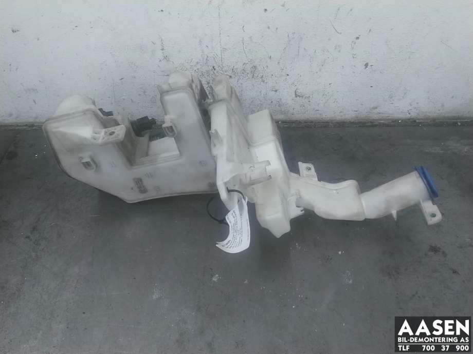 Spylertank foran til VW Passat, 2011-2015 (B7) (B7) (3AA 955 453 H)