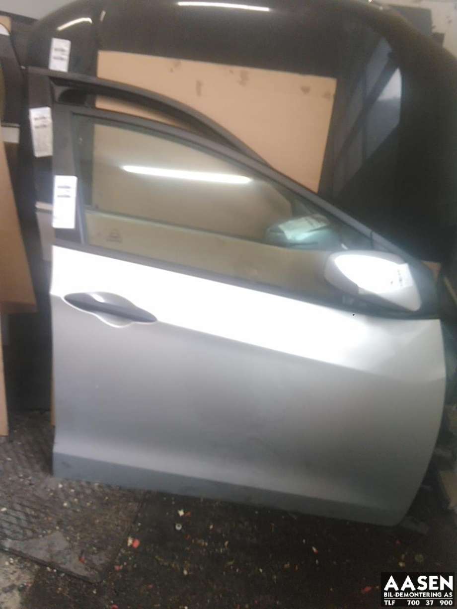 Dør høyre foran til Hyundai i30, 2012-2017 (Type II)  