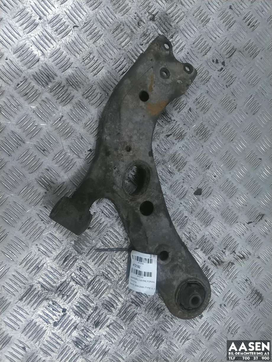 Bærebru høyre foran nedre til Toyota RAV4, 2006-2009 (Type III, Fase 1)  