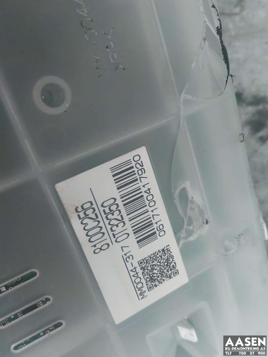 Instrumentpanel til Mitsubishi Pajero 2007-2016 (Type IV, Fase 1)  (8100C256|)