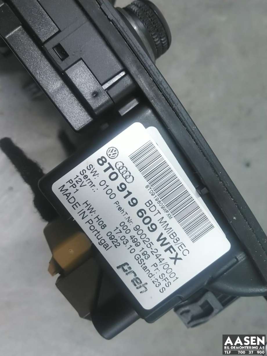 Bilstereo navigasjon betjeningspanel til Audi A4 2007-2014 (Type IV) (B8) (B8) (8T0 919 611|)