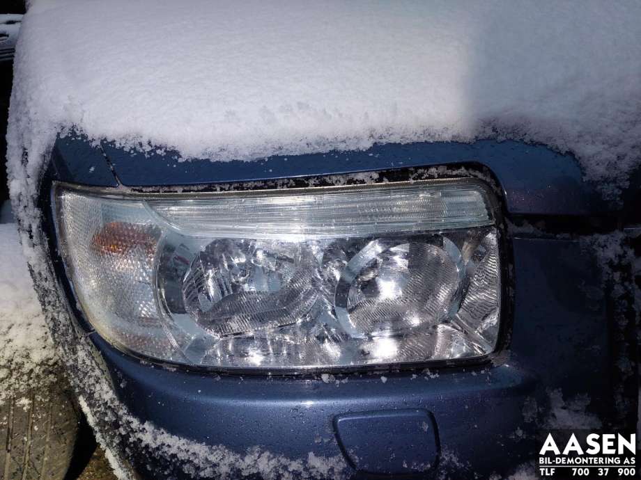 Frontlykt høyre halogen til Subaru Forester, 2005-2008 (Type II, Fase 2)  (84001SA861)