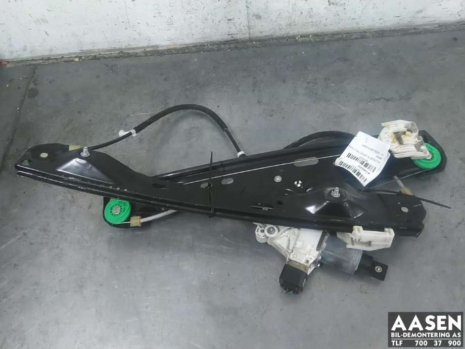 Ruteheis venstre foran til BMW X1 2009-2015 (E84) (E84)