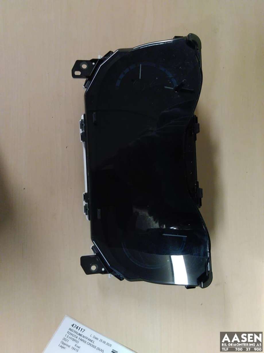 Instrumentpanel til Toyota Yaris Cross (SUV) 2021-->> (83800F5B60|)