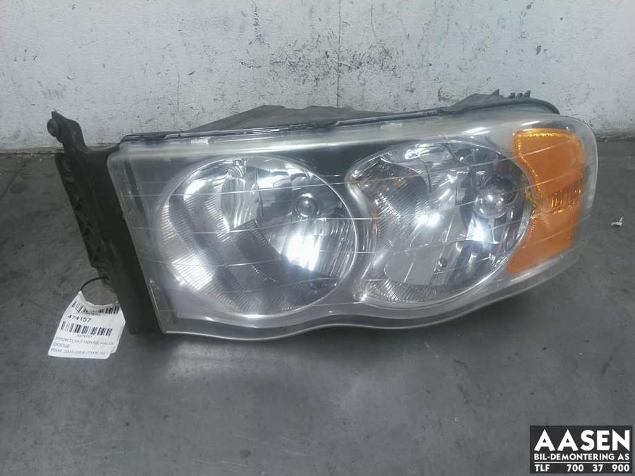 Frontlykt høyre halogen til Dodge Ram 2003-2008 (Type III)