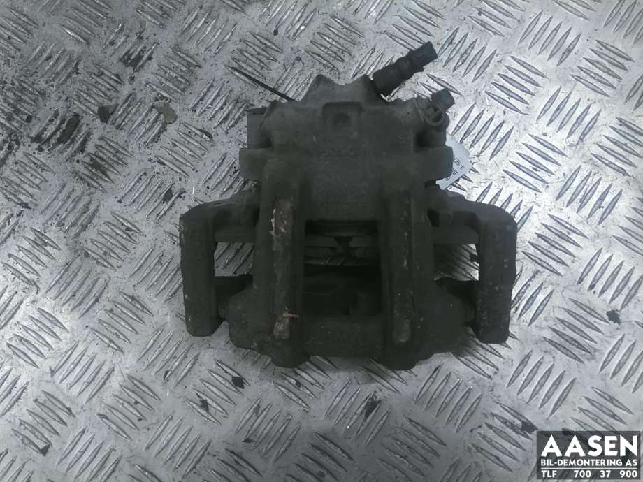 Bremsecaliper høyre foran til BMW 3-Serie 2012-2018 (F30/F31/F34) (F30/F31/F34)