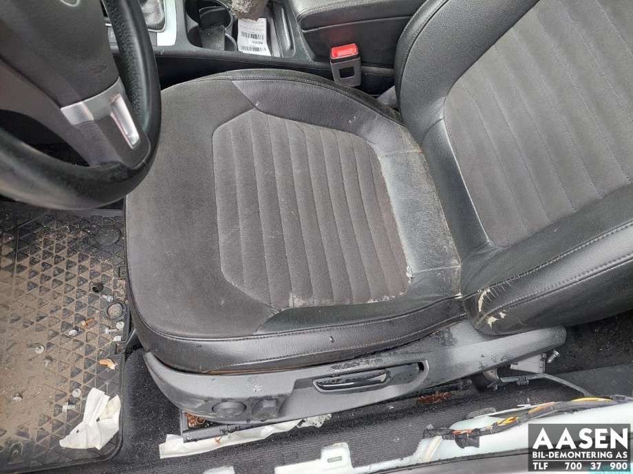 Sete foran venstre til VW Passat 2011-2015 (B7) (B7) (N/F|)