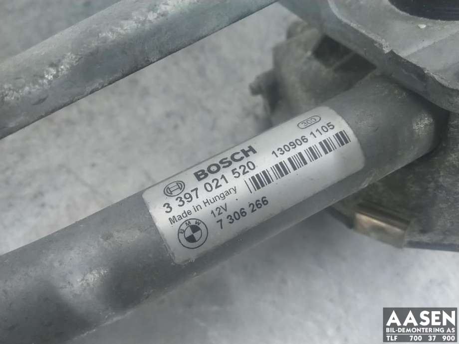 Viskermotor frontrute komplett m/overføring til BMW 5-Serie 2010-2017 (F10/F11) (F10/F11) (61 61 7 306 266|)