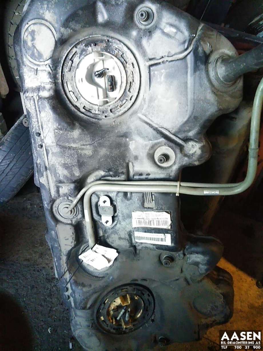 Dieselpumpe fødepumpe til Mercedes E-Klasse 2009-2013 (Fase 1) (W212) (W212)