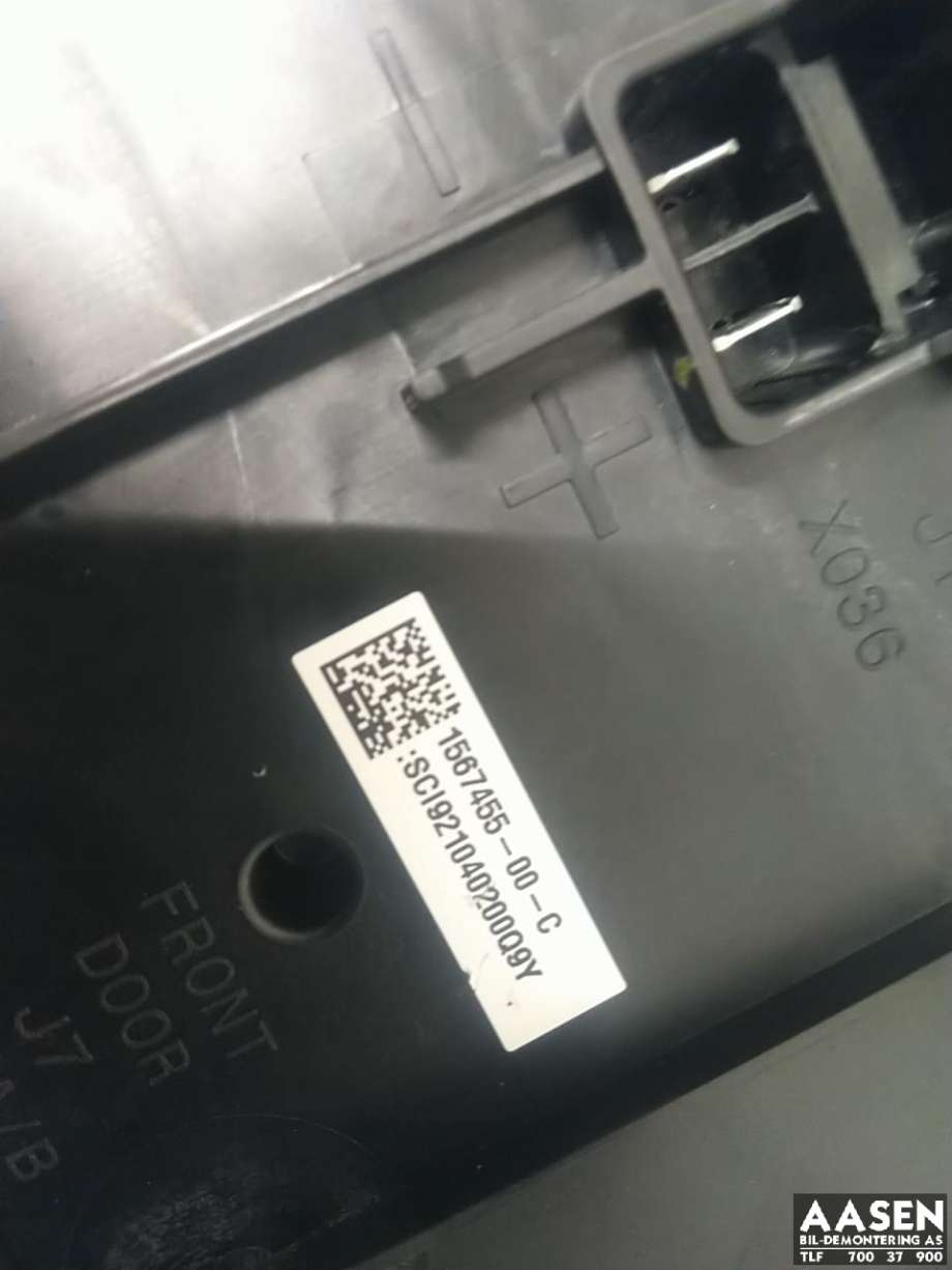 Styreenhet comfort (BCM) til Tesla Model 3 2018-2023 (Fase 1)  (1567455-00-C|)