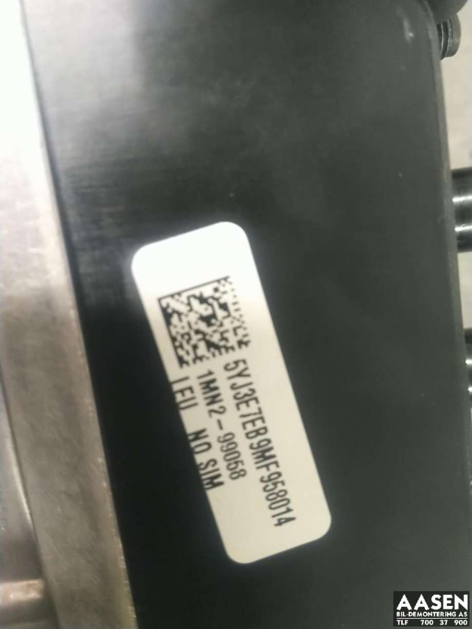 Styreenhet autopilot til Tesla Model 3 2018-2023 (Fase 1) (1566786-81-C|)