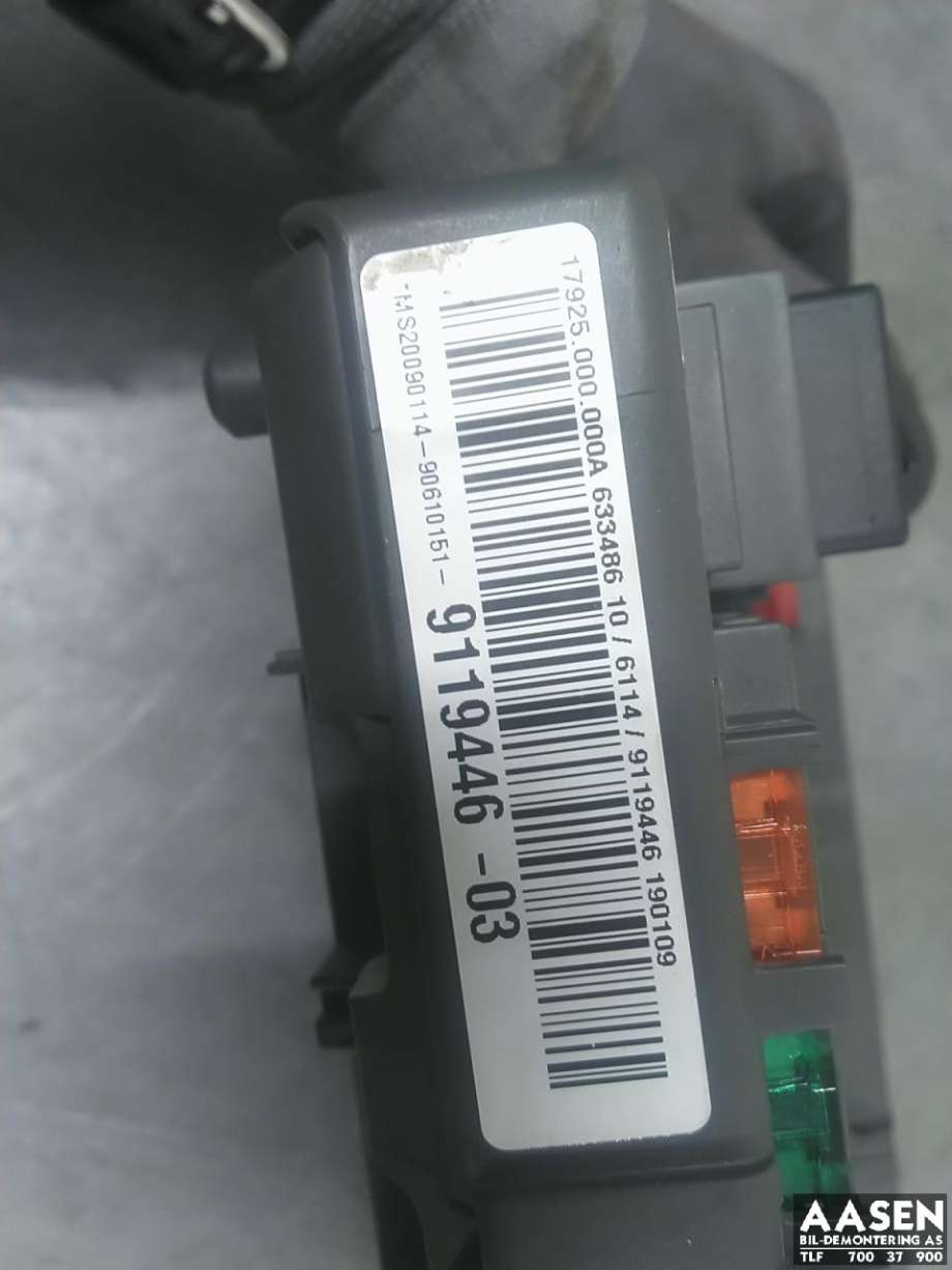 Sikringsboks kupe til BMW 3-Serie 2005-2011 (E90/E91/E92/E93) (E90/E91/E92/E93) (61 14 9 119 445|)