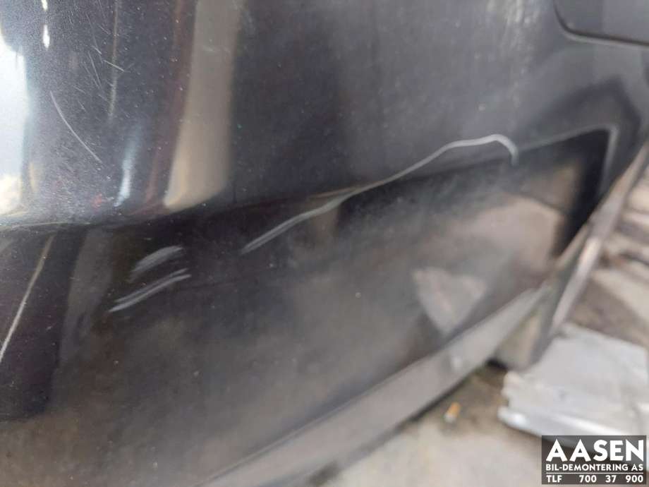 Støtfanger bak stasjonsvogn til BMW 5-Serie 2003-2010 (E60/E61) (E60/E61) (51 12 7 117 277|)