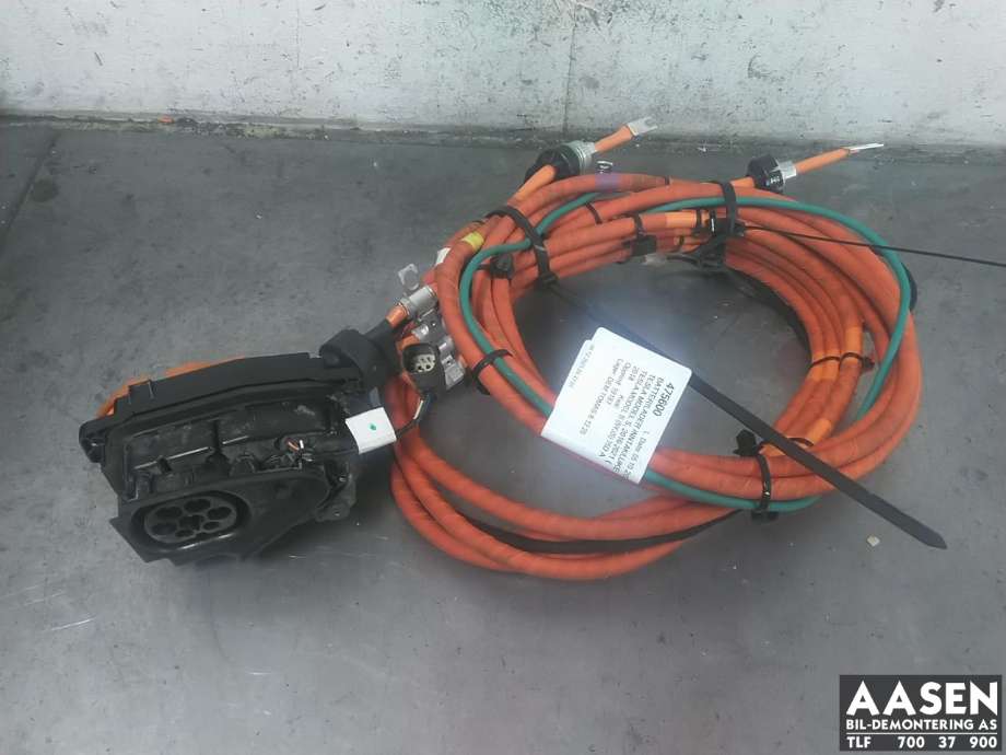Batterilader inntak/luke til Tesla Model S 2016-2021 (Fase 2) (1087054-10-C|)