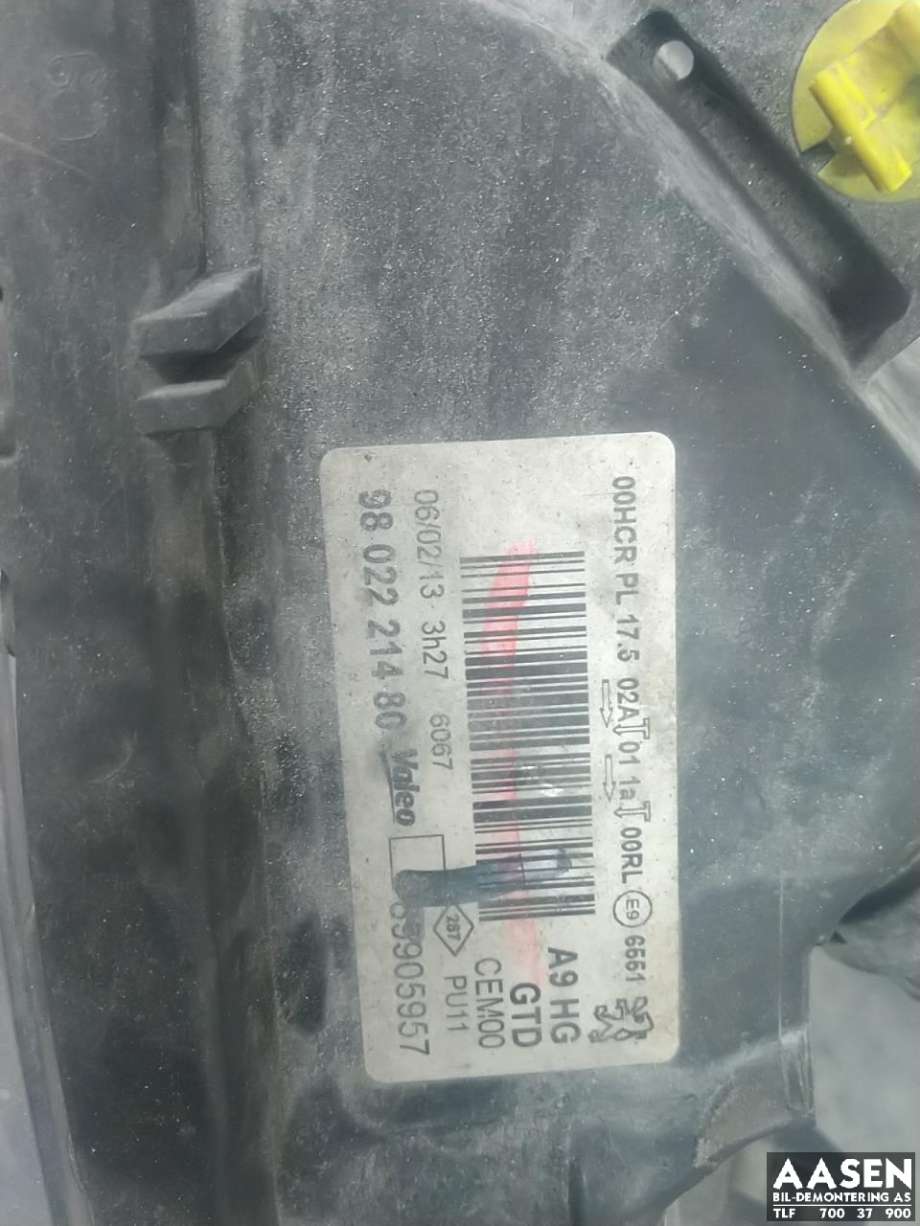 Frontlykt venstre halogen til Peugeot 208 2012-2019 (Type I)