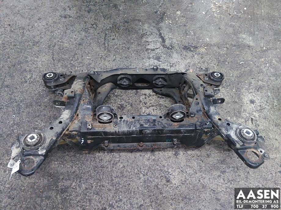 Travers bak til Volvo XC90 2015-2025 (Type II) (32268544|)