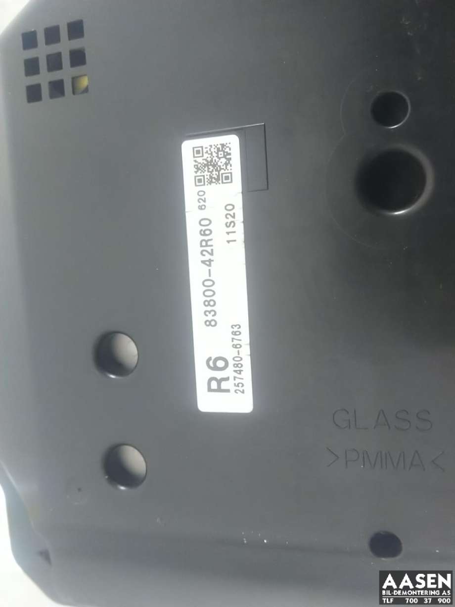 Instrumentpanel til Toyota RAV4 2016-2019 (Type IV, Fase 2)  (8380042R60|8380042U30|)