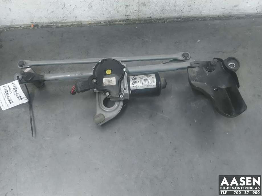 Viskermotor frontrute komplett m/overføring til BMW 3-Serie, 2012-2018 (F30/F31/F34) (F30/F31/F34) (61 61 7 260 488)