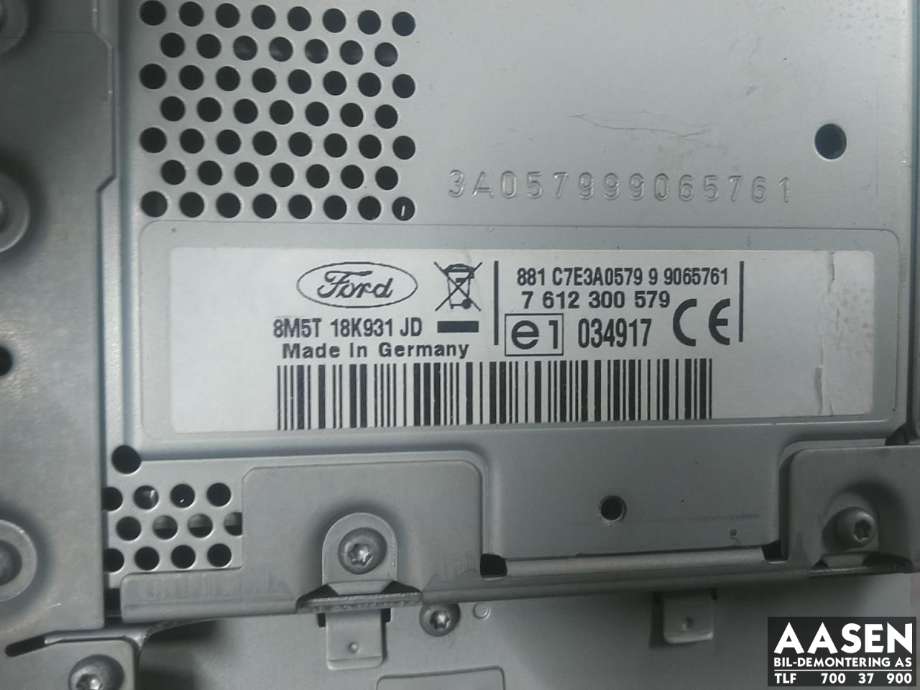 Bilstereo navigasjon til Ford Kuga 2008-2012 (Type I) (1716784|)