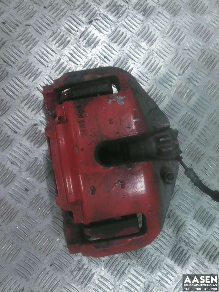 Bremsecaliper høyre foran til BMW 5-Serie, 2010-2017 (F10/F11) (F10/F11) 