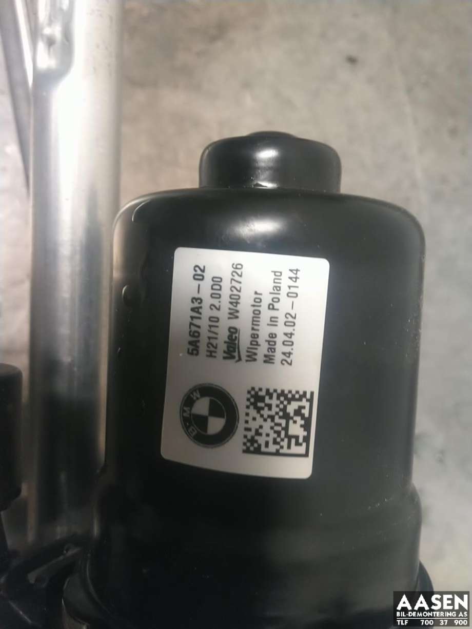 Viskermotor frontrute til BMW i5 2024-->> (G60/G61) (G60/G61) (61 61 5 A70 C23|)