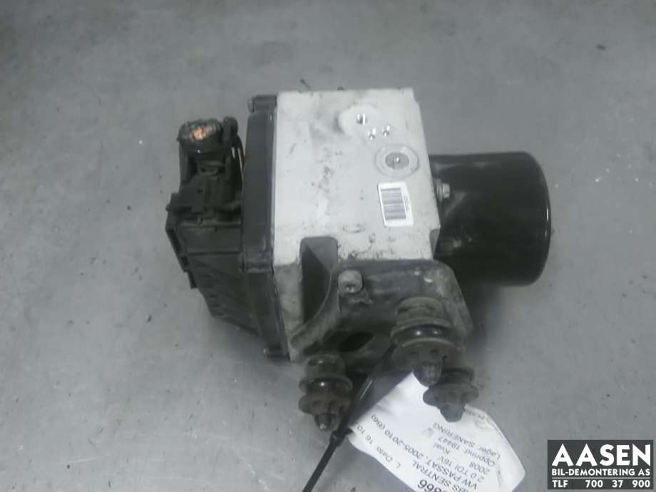 ABS sentral til VW Passat, 2005-2010 (B6) (B6) (3C0 614 109 AF)