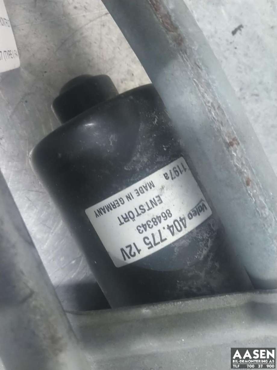 Viskermotor frontrute komplett m/overføring til Volvo V70 2005-2007 (Type II, Fase 2)  