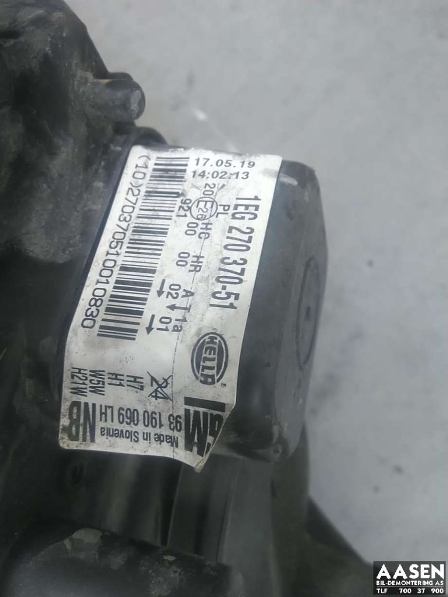 Frontlykt venstre halogen til Opel Astra H 2004-2009