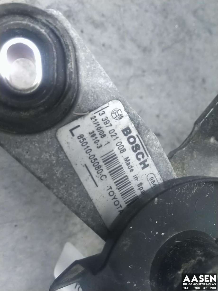 Viskermotor frontrute komplett m/overføring til Toyota Avensis 2009-2015 (Type III, Fase 1)  (8501005080|)
