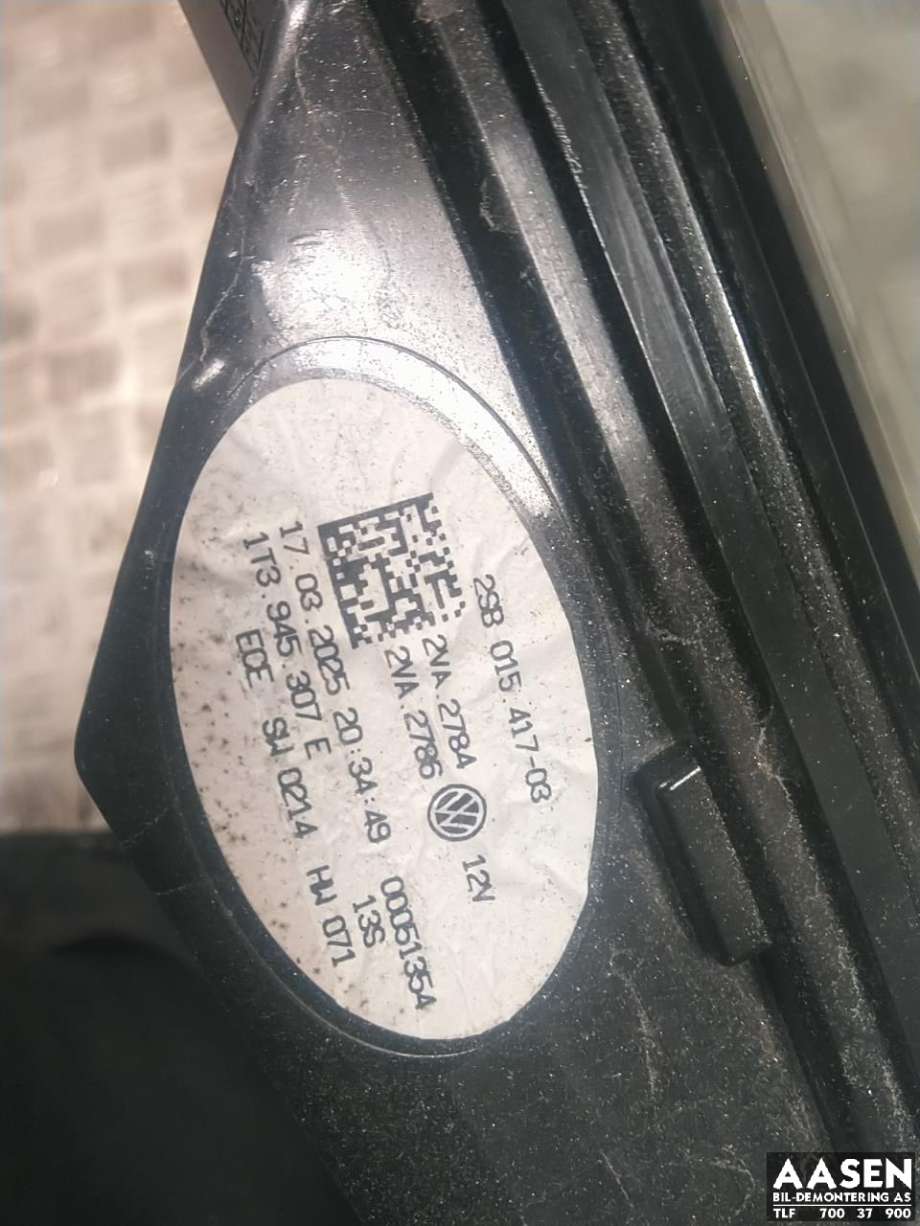 Baklykt midtre til VW ID.BUZZ 2022-->>  (1T3 945 307 E|)