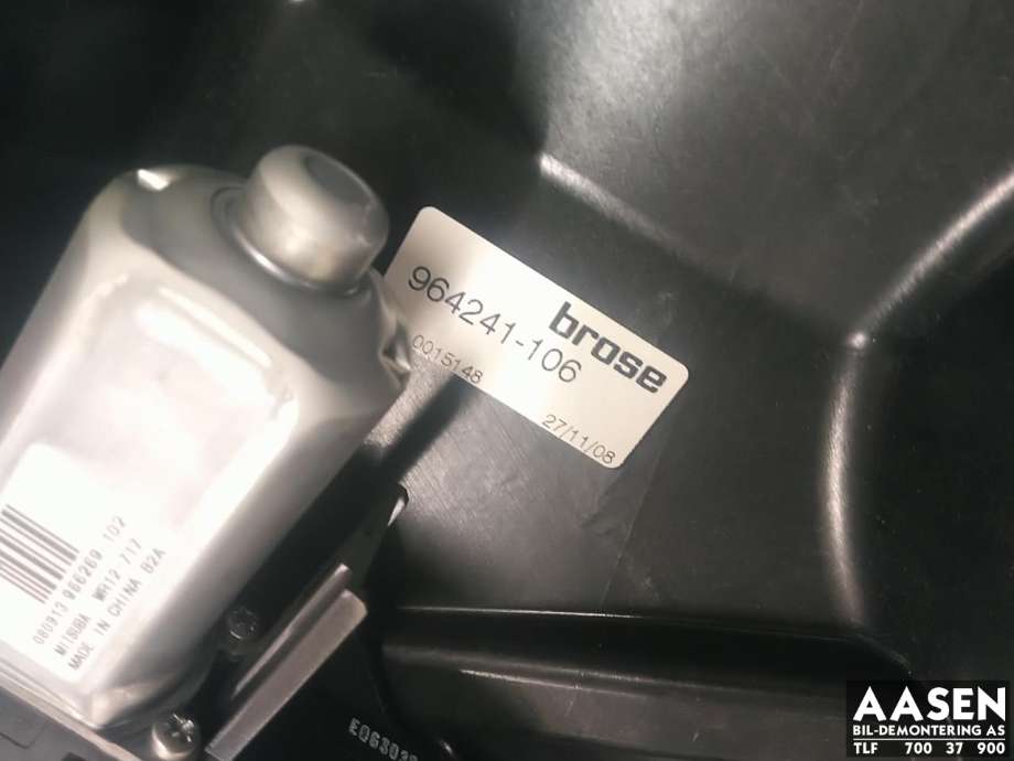 Ruteheis høyre foran til Volvo XC60 2008-2013 (Type I, Fase 1)  (30784829|31253062|)