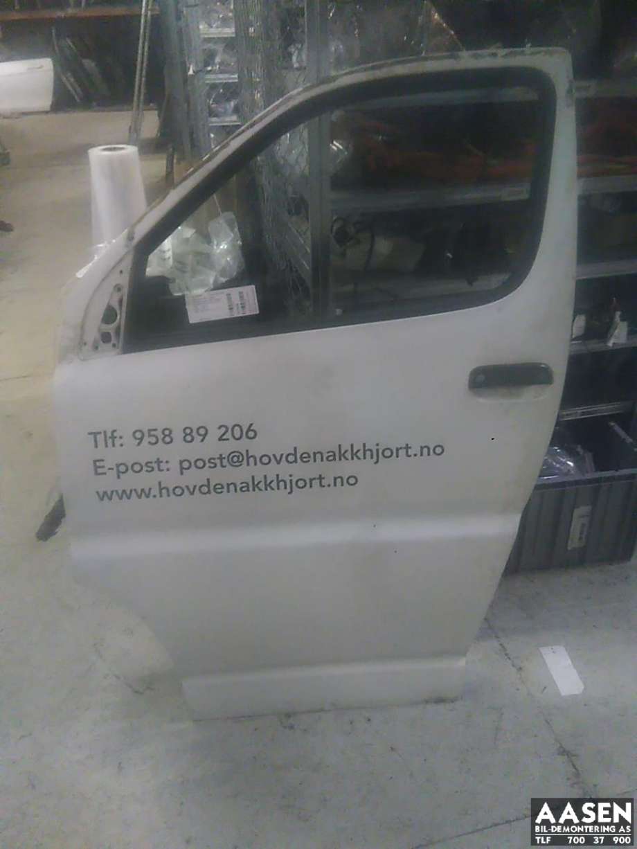 Dør venstre foran til Toyota Hiace 2007-2012 (Fase 3) (67002-26180|)
