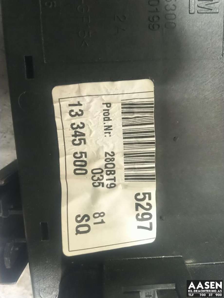 Sikringsboks motorrom til Opel Insignia A 2009-2014