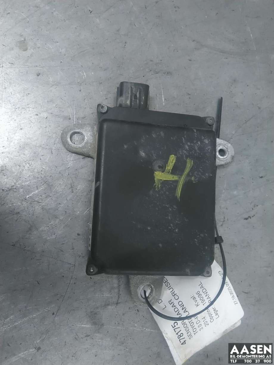 Sensor radar til Toyota Land Cruiser 150 2014-->> (Fase 2) (881620W130|)