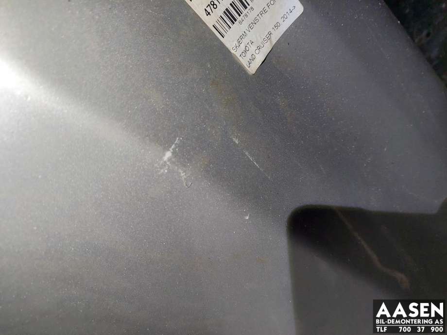 Skjerm venstre foran til Toyota Land Cruiser 150 2014-->> (Fase 2)  (5381260C10|)