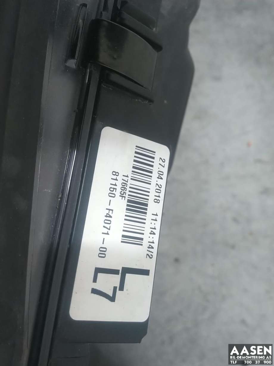 Frontlykt venstre full-LED til Toyota C-HR 2016-->> (81170F4070|81170F4390|)