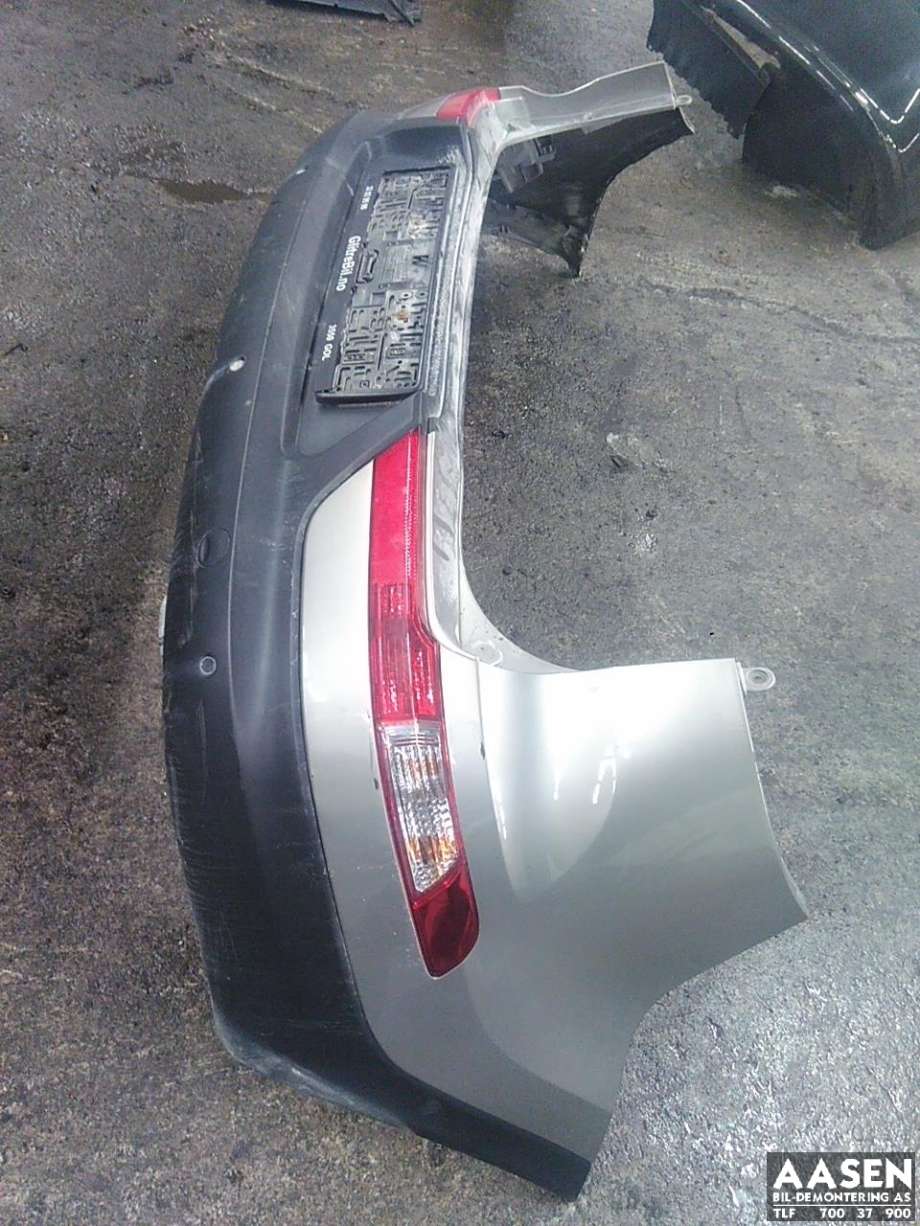 Støtfanger bak til Kia Sportage 2010-2016 (Type III)  (86611 3U020|86672 3U000|86671 3U000)