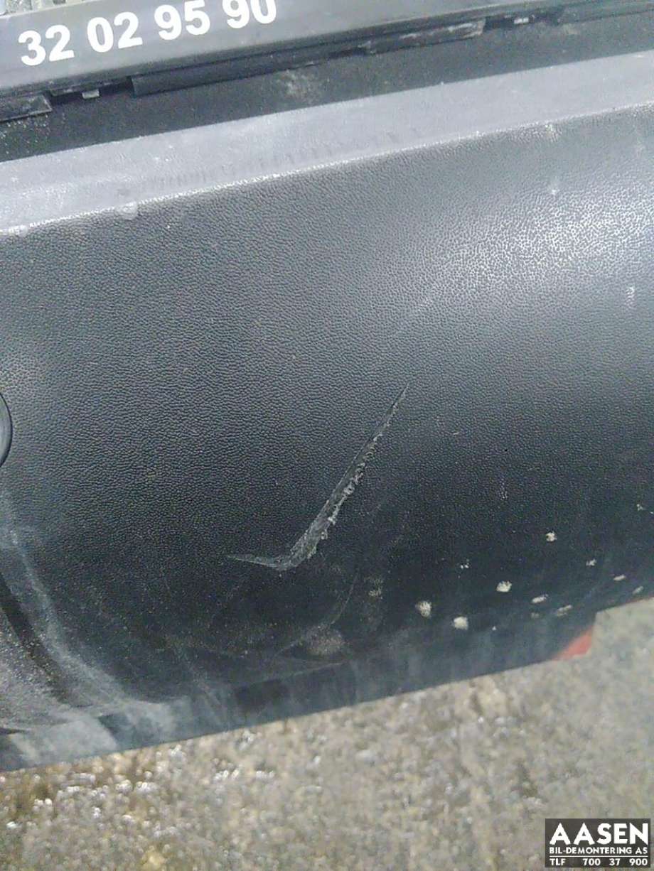 Støtfanger bak til Kia Sportage 2010-2016 (Type III)  (86611 3U020|86672 3U000|86671 3U000)