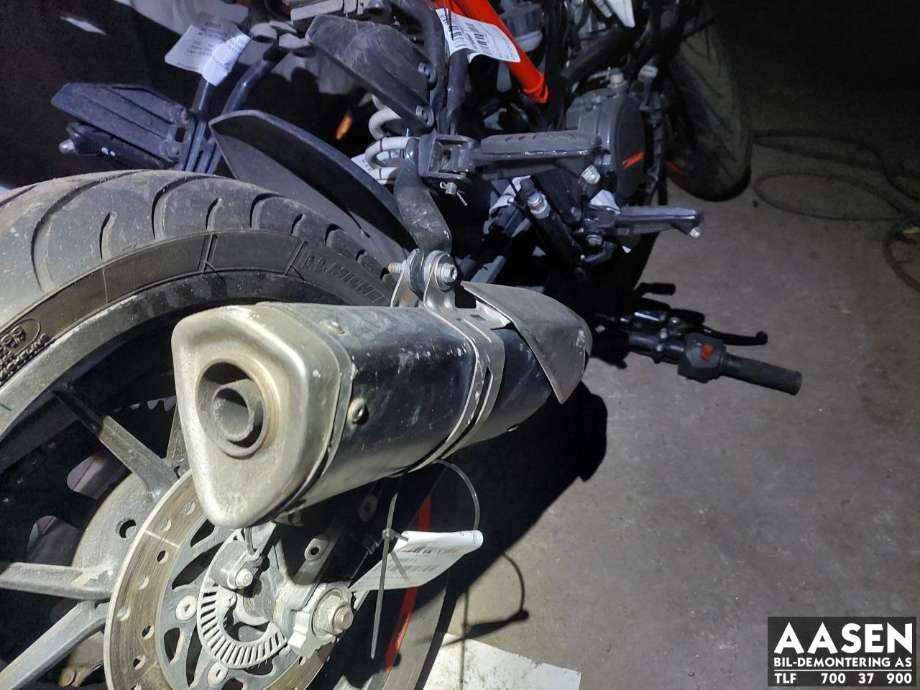 MC, Eksos bakre til MC KTM 125 Duke 2017-2022