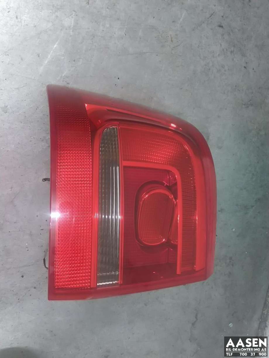 Baklykt venstre ytre til VW Touran, 2010-2015 (Type I, Fase 3)