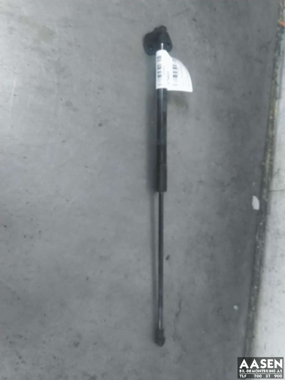 Baklukedemper høyre til Toyota Prius, 2009-2016 (Type III) (COMBI) (COMBI) (689500W542)