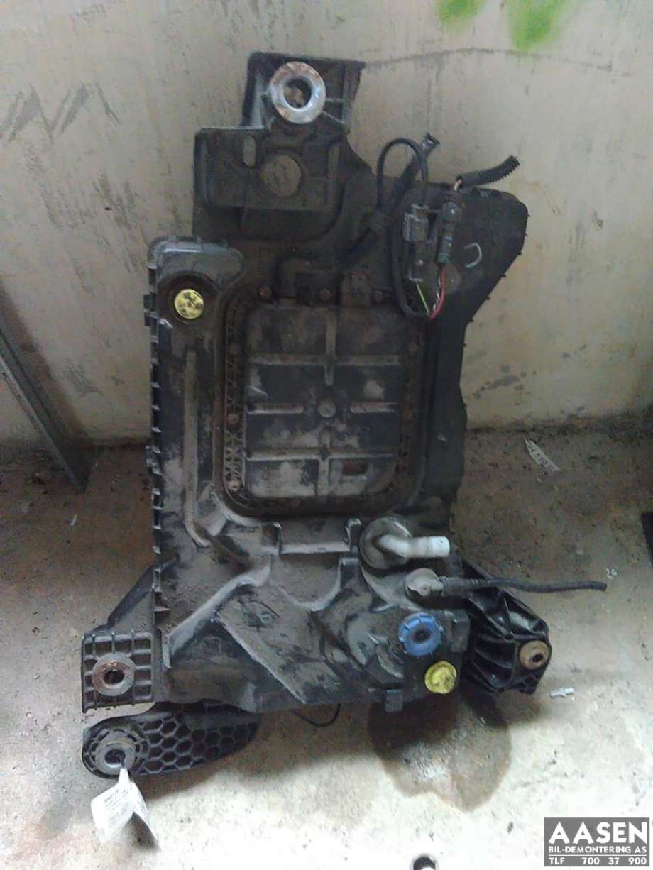 AdBlue tank til Peugeot 3008 2016-->> (Type II)  (98 106 662 80|16 826 207 80|)