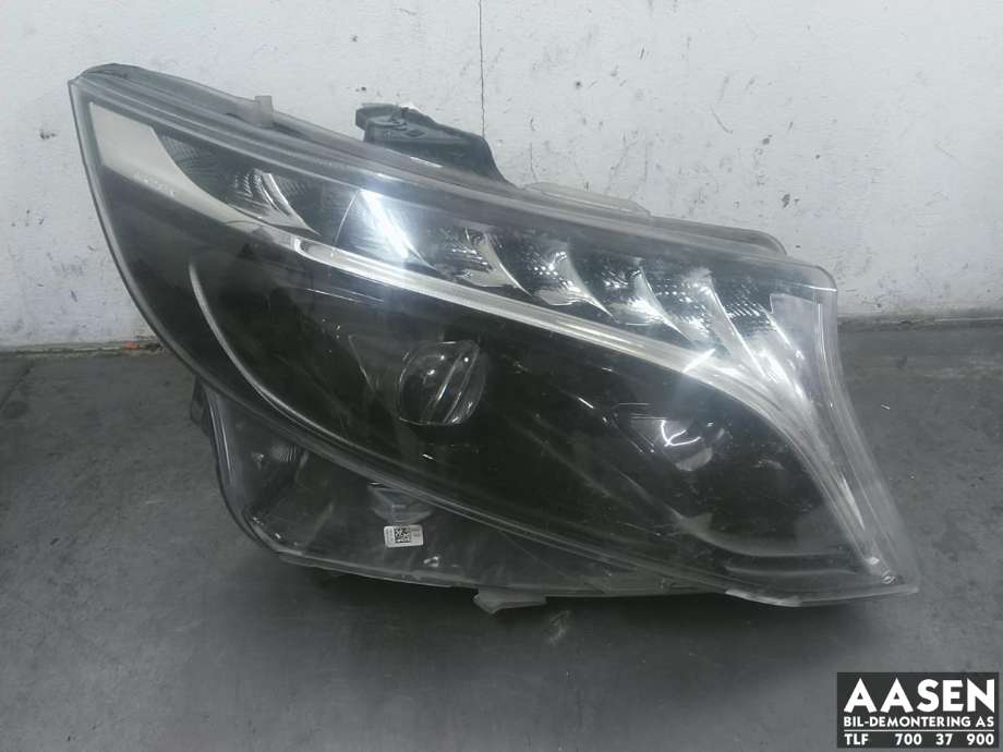 Frontlykt høyre full-LED til Mercedes Vito 2014-->> (W447) (W447) (A 447 906 39 01|A4479063301|)